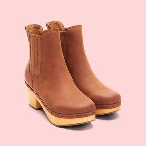 Frye Odessa Chelsea Clog Boots Rust 8.5 Leather